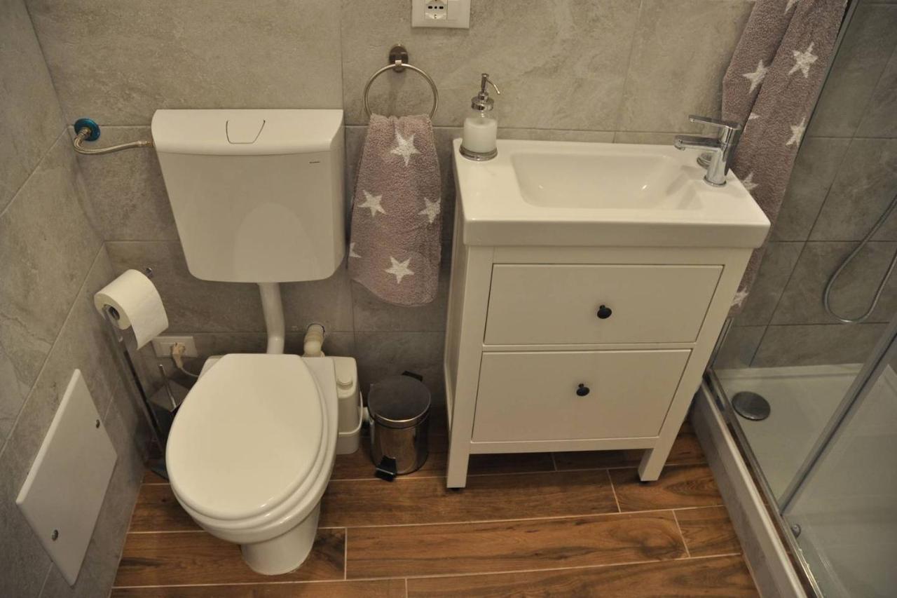 Camera E Bagno Privato A 3 Minuti Dalla Stazione Bologna Exteriör bild